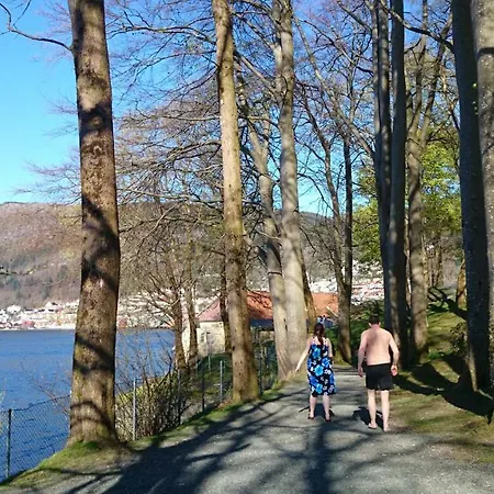 Strandgaten 207 *