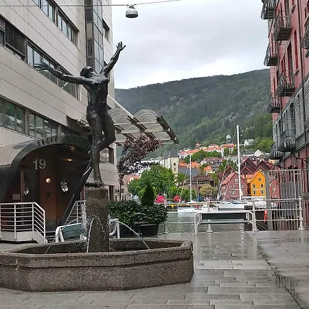 Strandgaten 207 Daire *